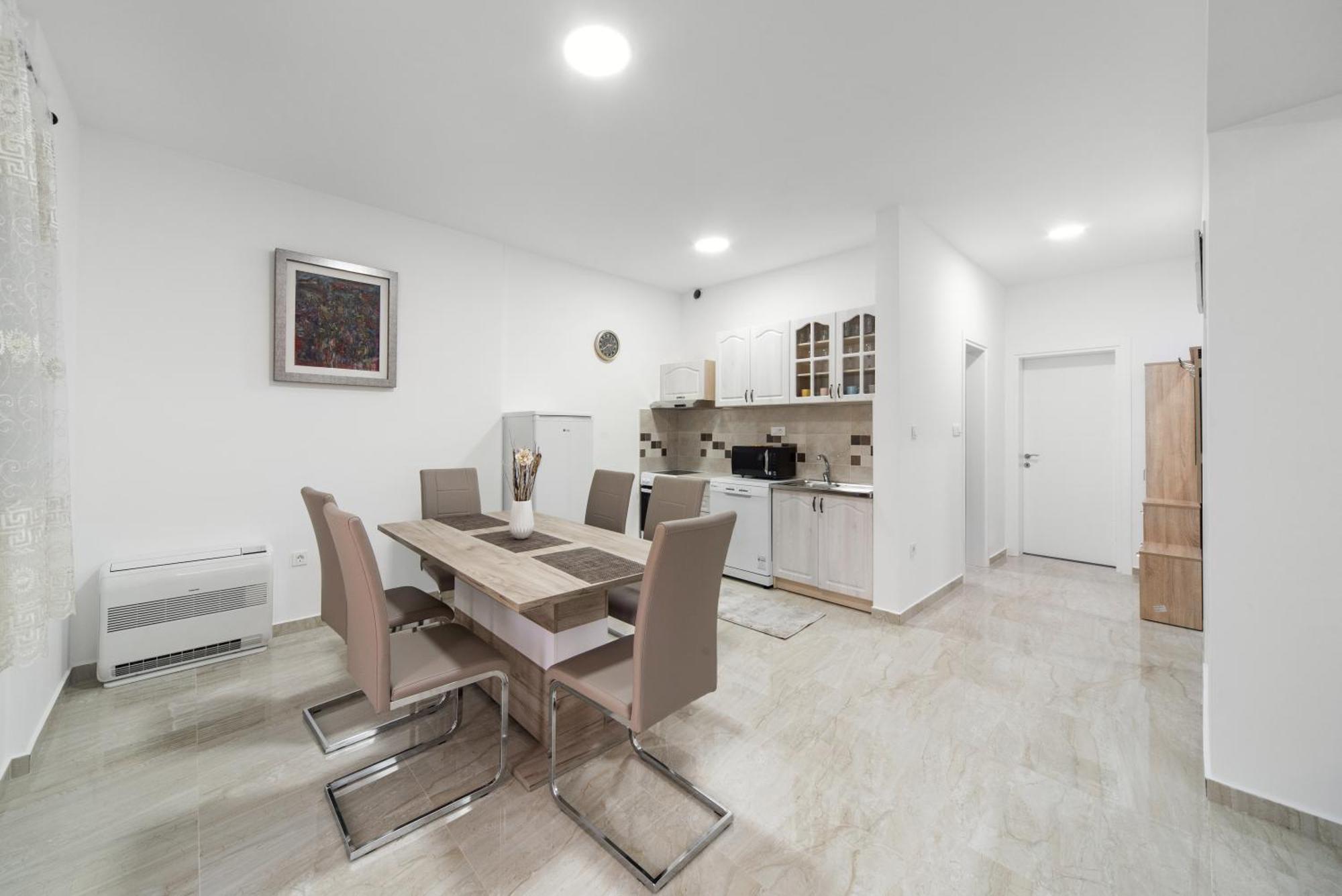 Kasi Apartments Kotor Bagian luar foto