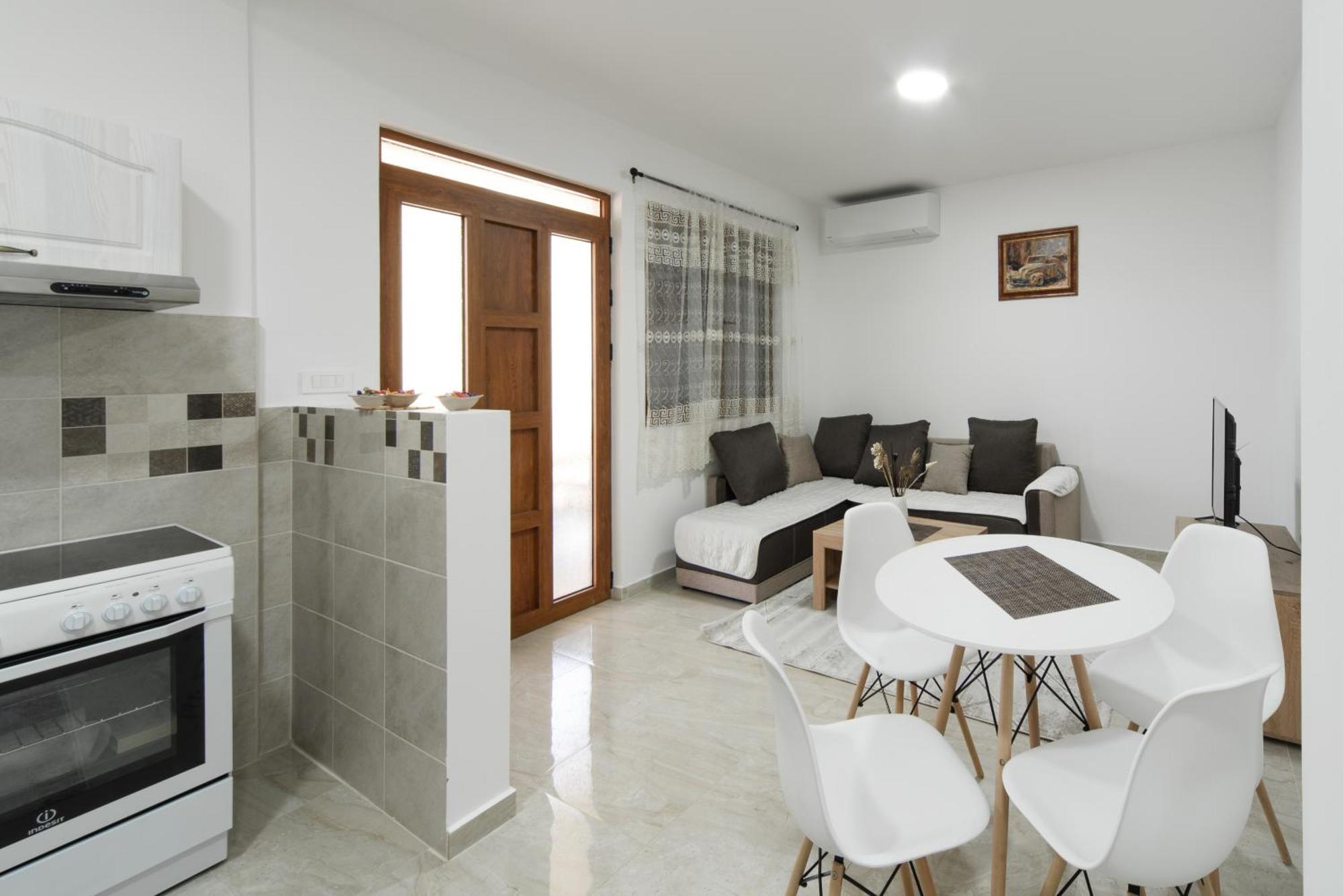 Kasi Apartments Kotor Bagian luar foto