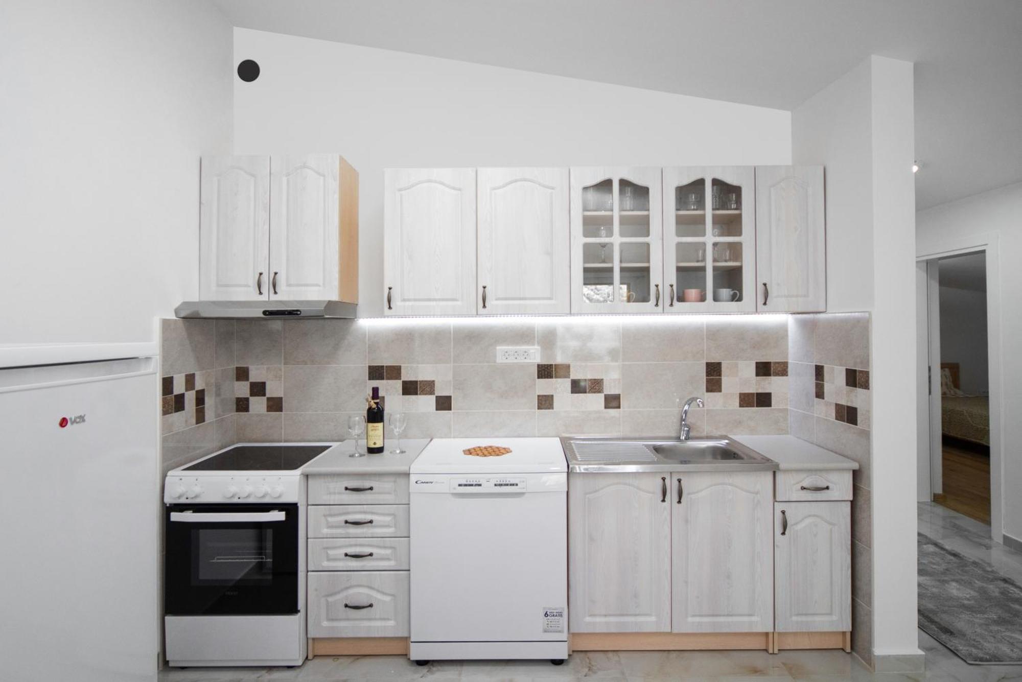 Kasi Apartments Kotor Bagian luar foto