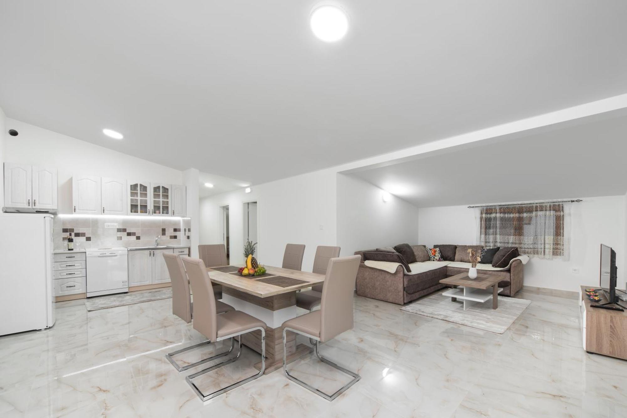 Kasi Apartments Kotor Bagian luar foto