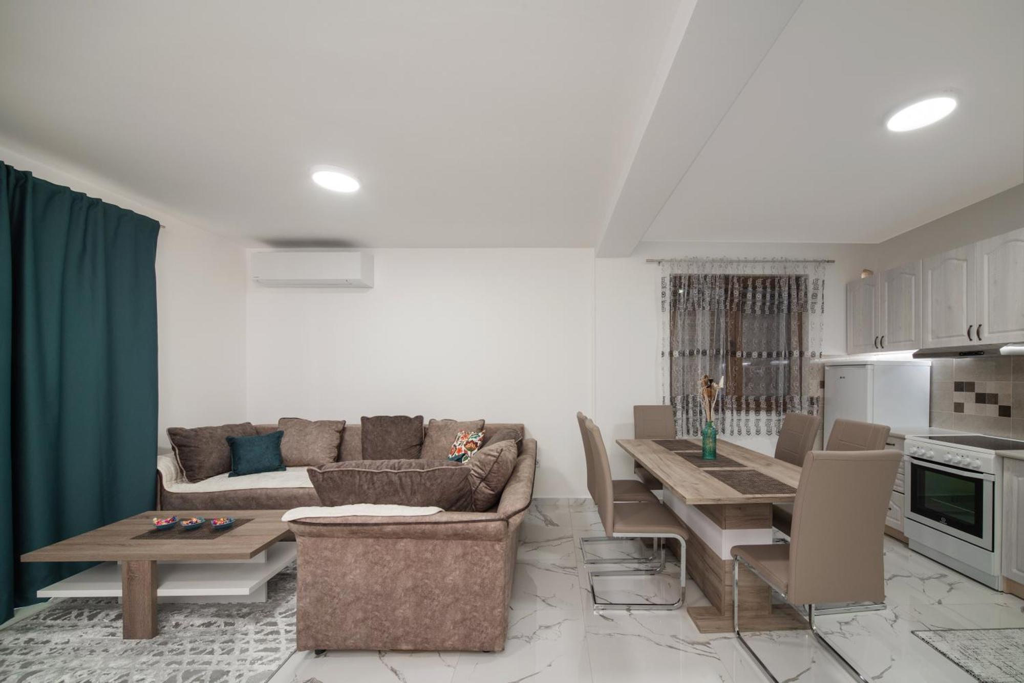 Kasi Apartments Kotor Bagian luar foto