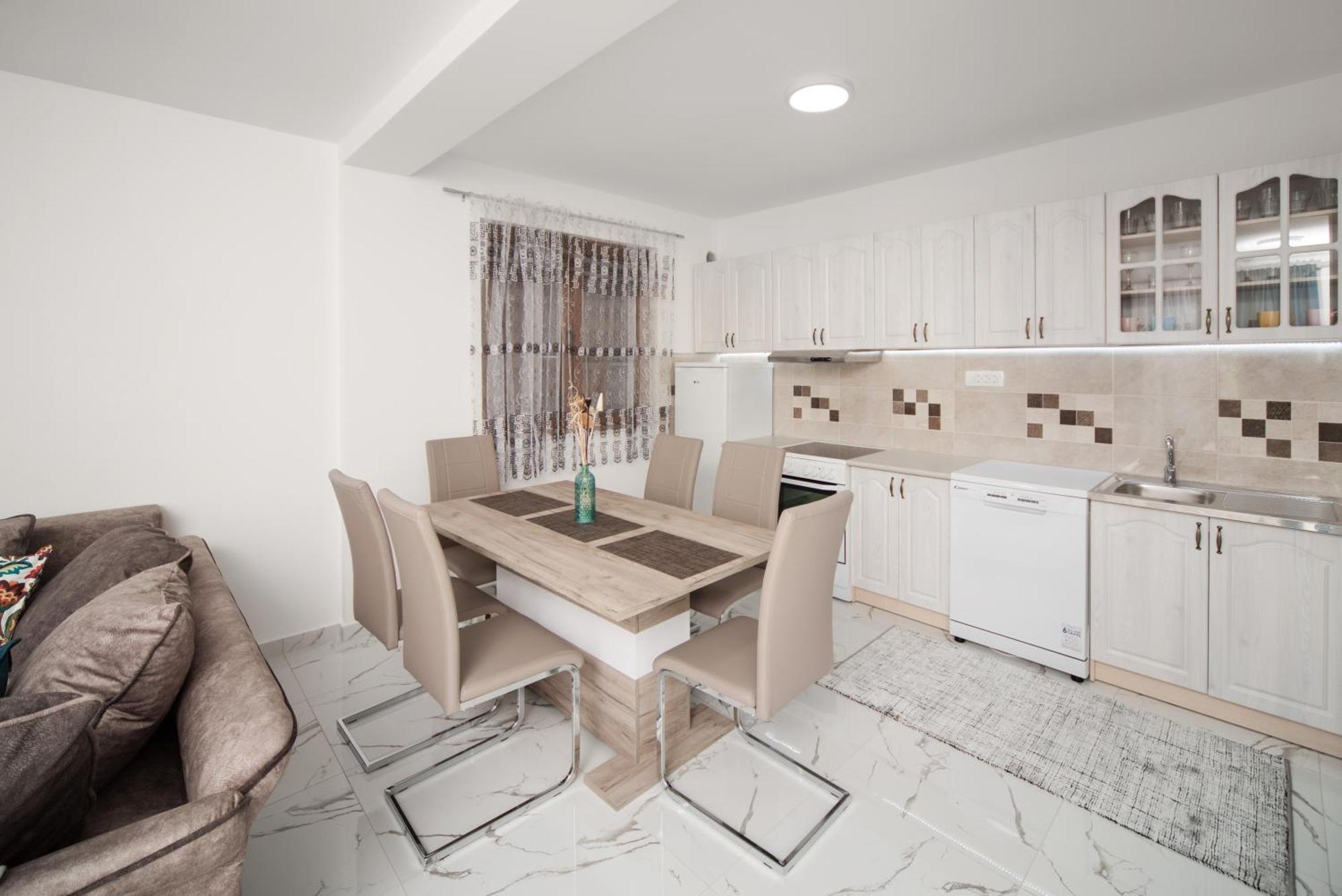 Kasi Apartments Kotor Bagian luar foto