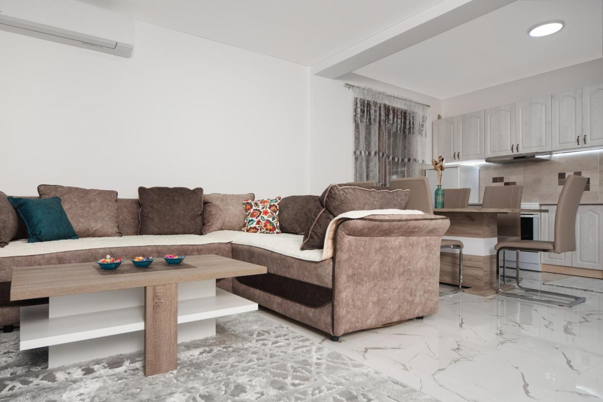 Kasi Apartments Kotor Bagian luar foto