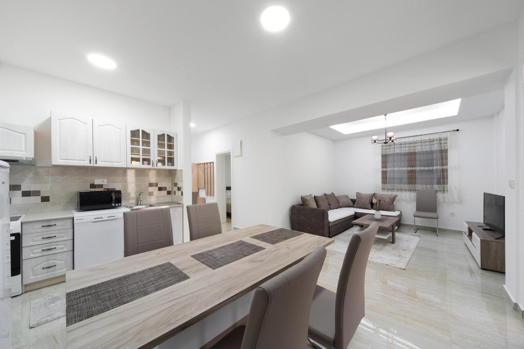 Kasi Apartments Kotor Bagian luar foto